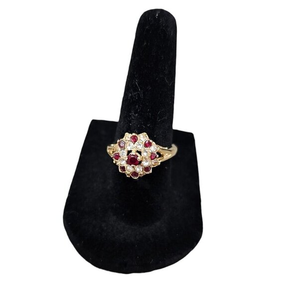 Joni Vintage GE Gold Tone Faux Ruby And Diamante Crystal Gemstone Cluster Ring - Picture 1 of 6